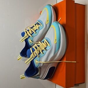 Nike Air Max Dia Se Women's Shoes White-Game Royal-Light Aqua, Size 9
